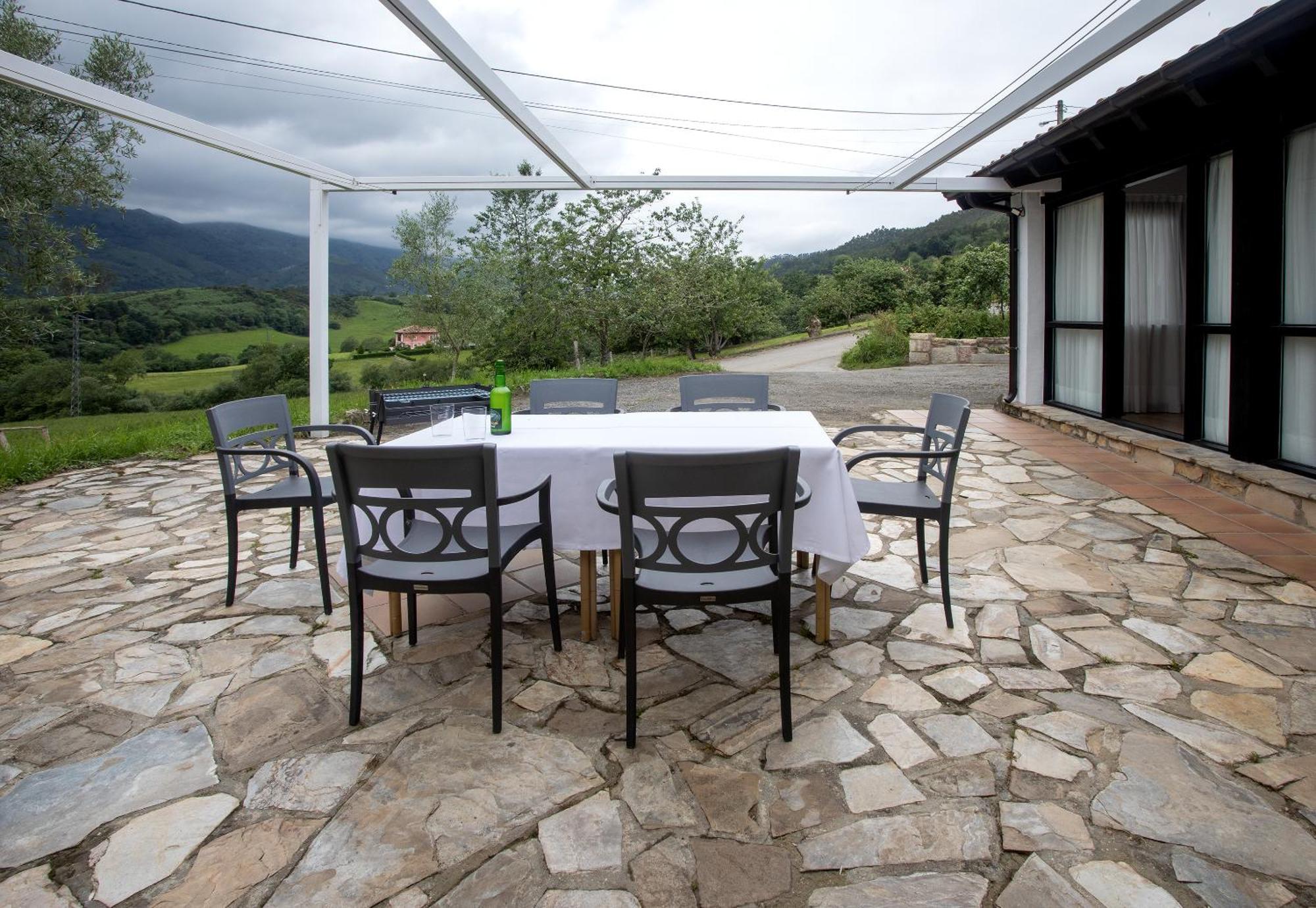 Hotel Rural Valleoscuru Tresgrandas Eksteriør billede